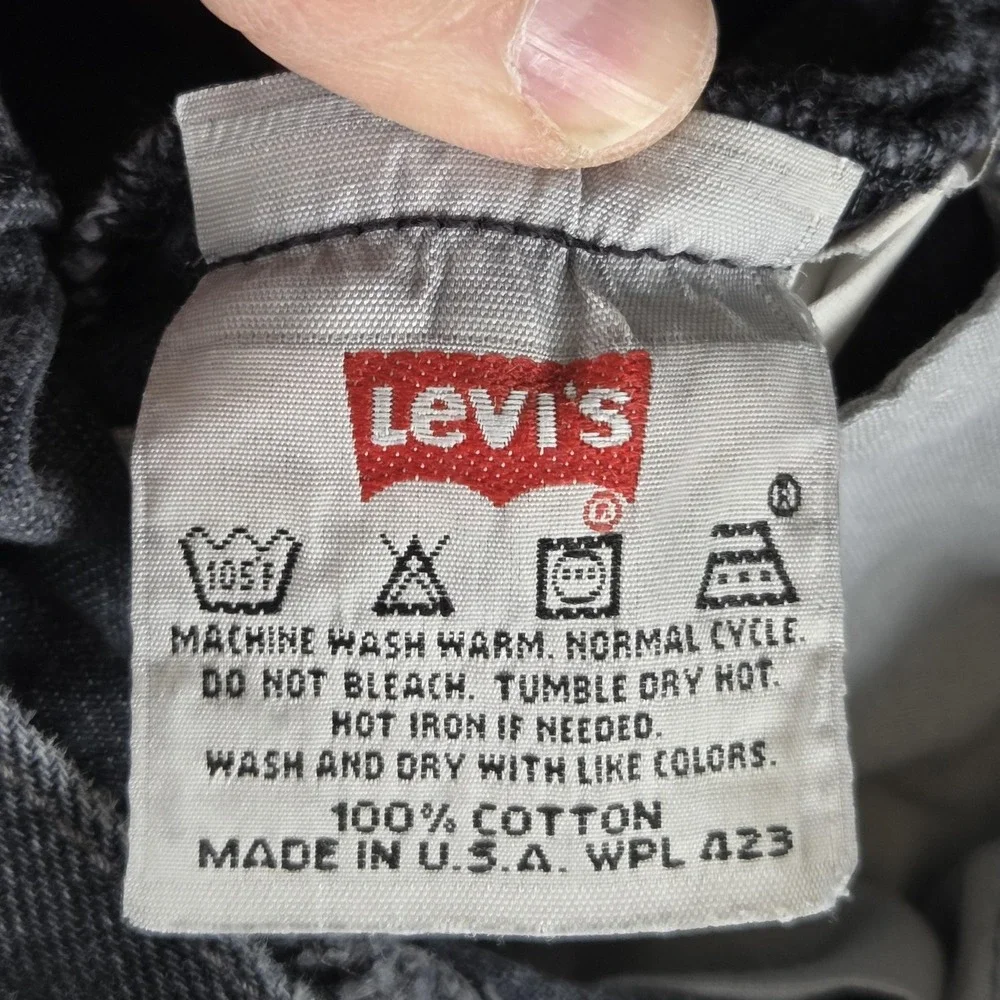 Vintage Levis 501 Jeans Mens Black Regular Straight Made In USA Fits 24x30 - Picture 15 of 16
